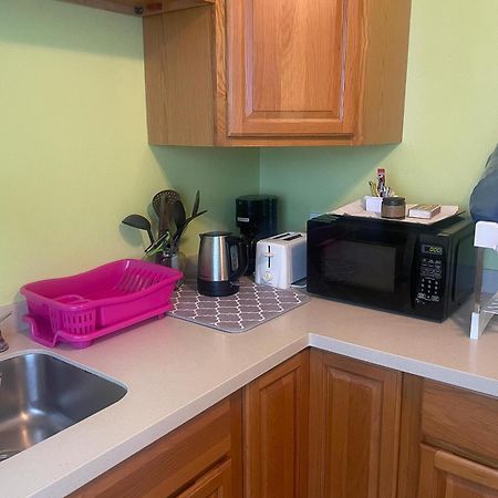 Denyse Home Cottage St. John's Екстер'єр фото