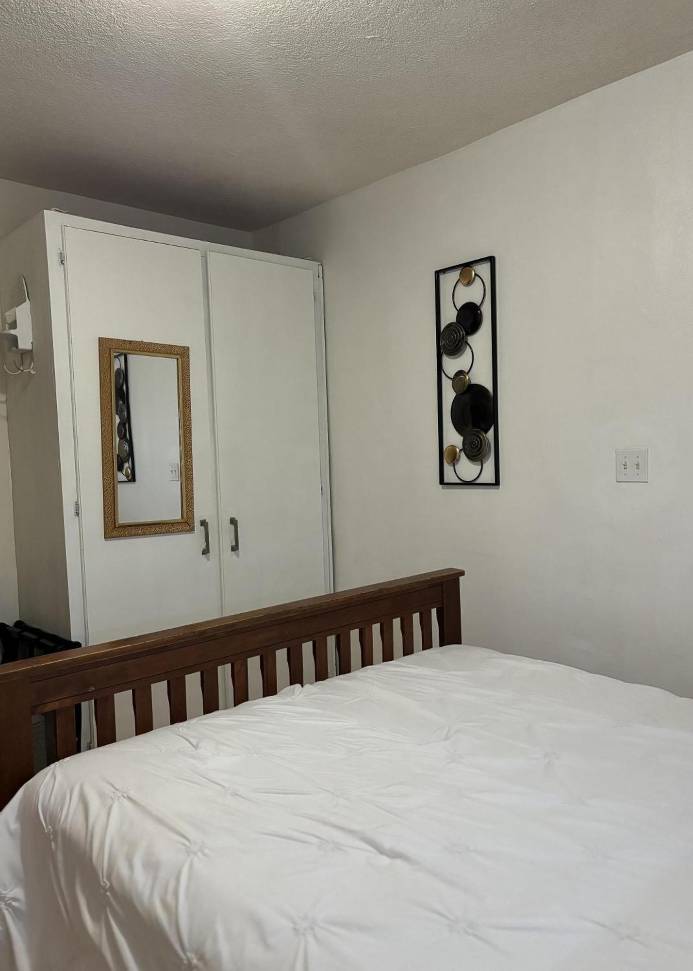 Denyse Home Cottage St. John's Екстер'єр фото