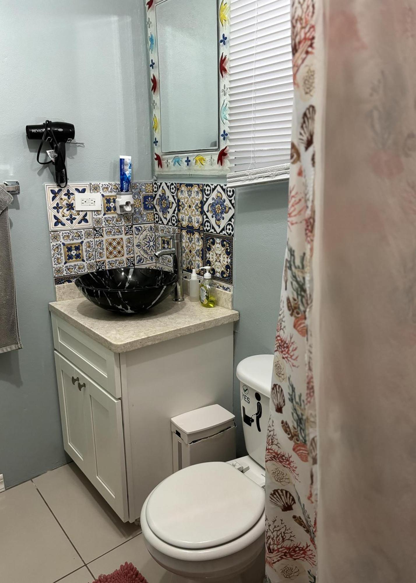 Denyse Home Cottage St. John's Екстер'єр фото